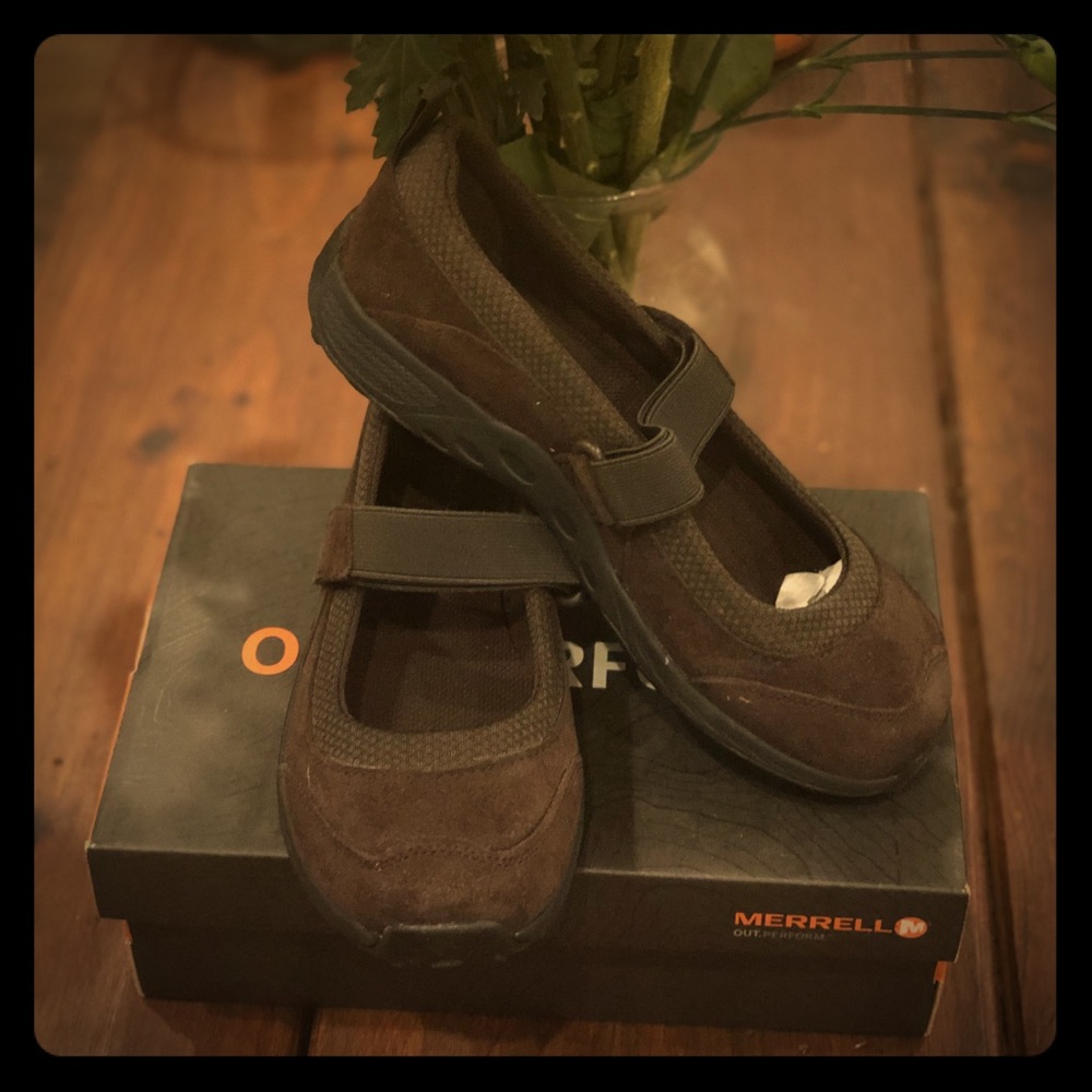 Girl’s Merrell Mary Janes NIB SZ 4M